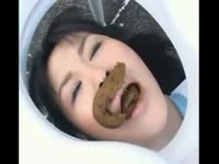 [ Shit Porn ] Japanese human toilet chick is an innocent cutie
